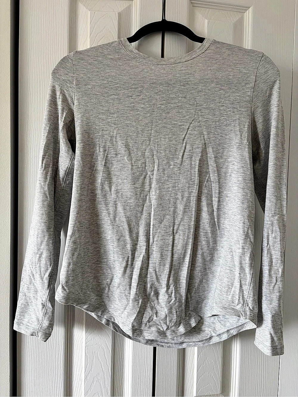 lululemon Love Long-Sleeve Shirt Gray Long Sleeve Tee Size 4